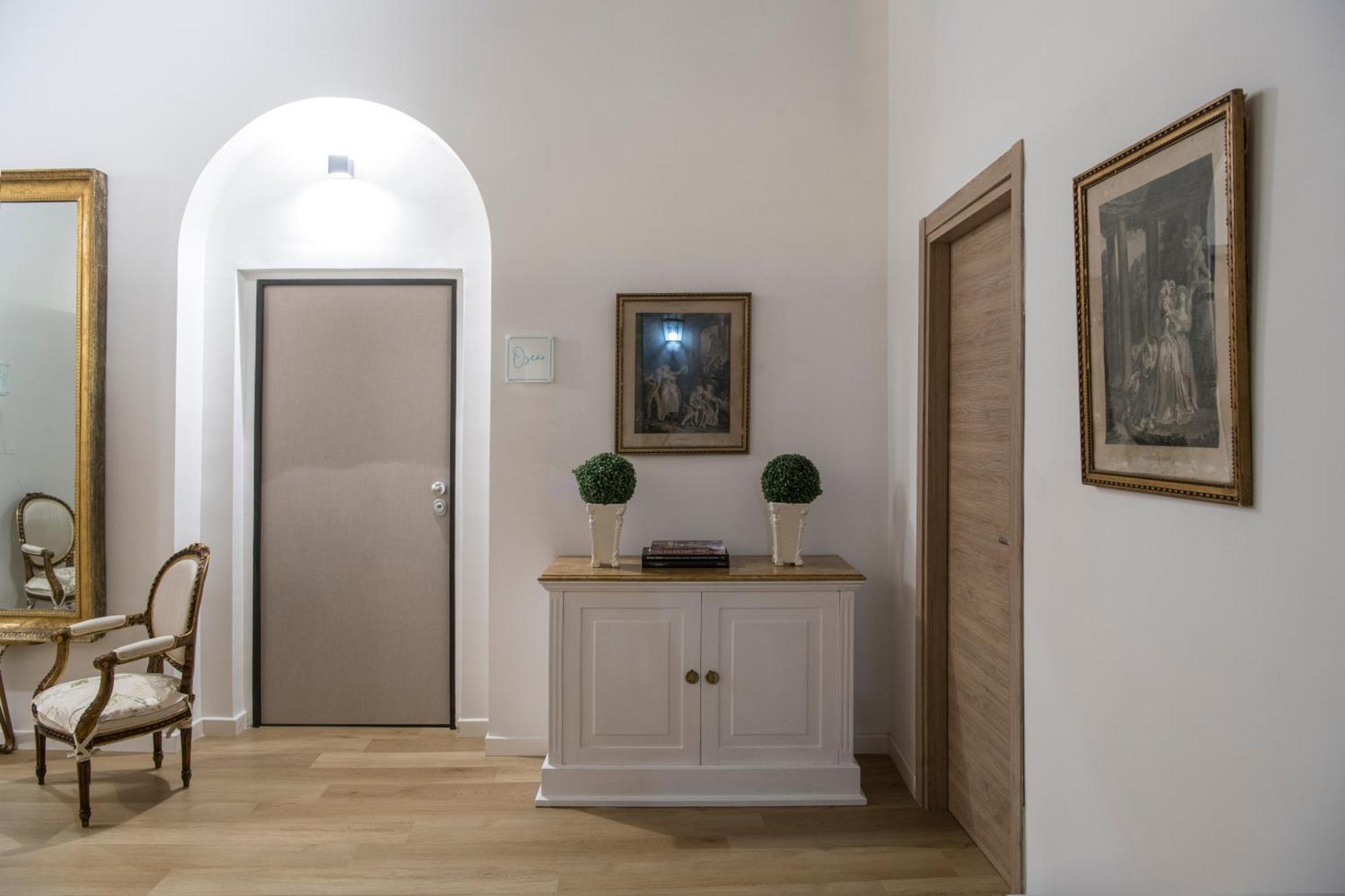 La Casa Di Nelly Boutique Apartment Napoli Exterior foto